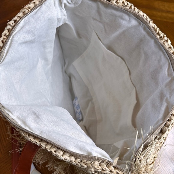 Straw Fringe Moon Tote - Picture 9 of 16